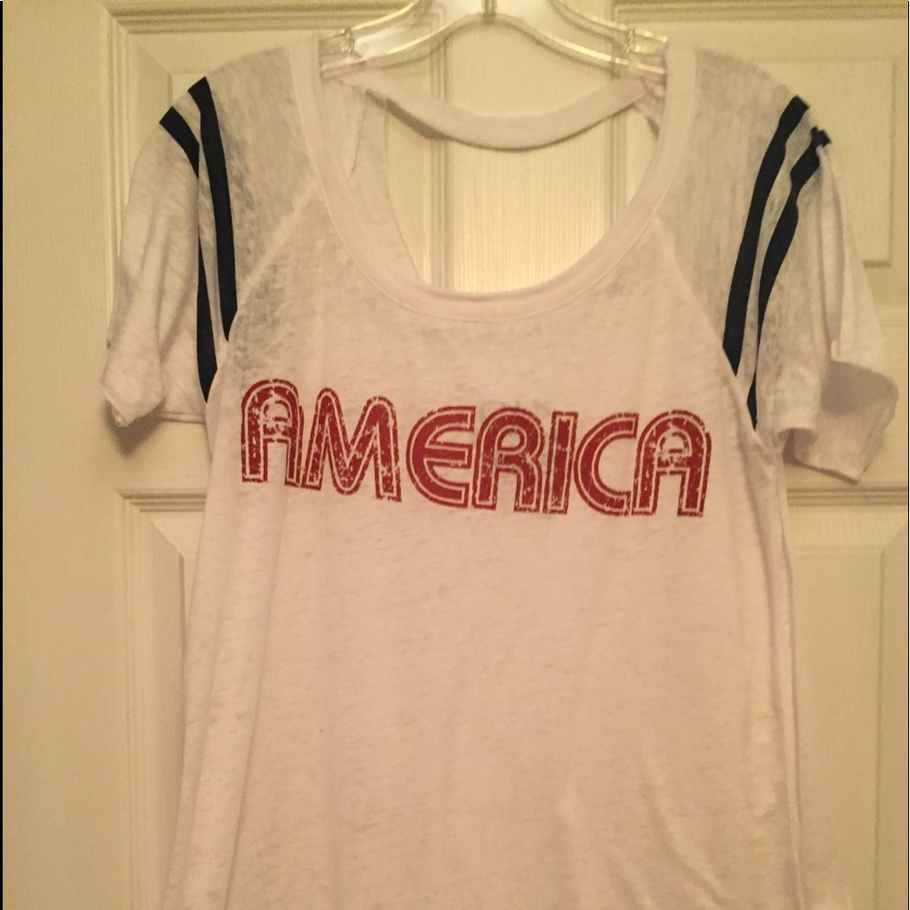 Shirt sleeved t shirt